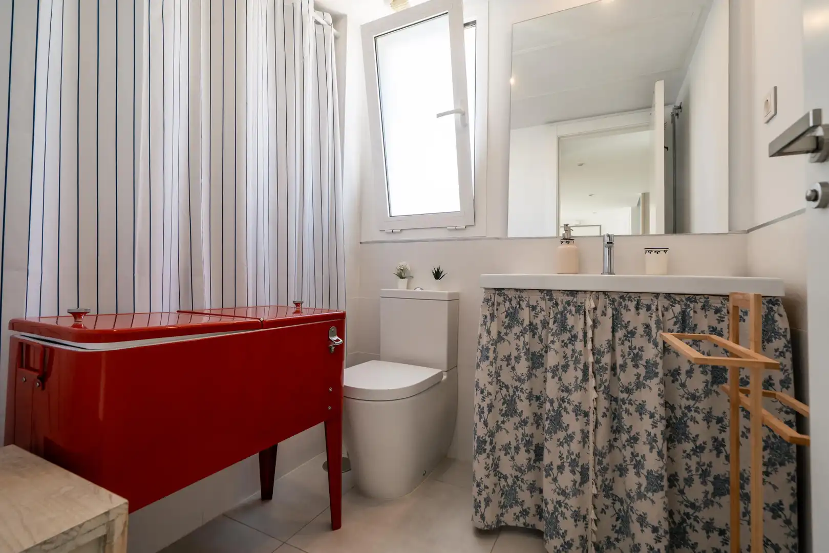 Bany de Dúplex de lloguer en Marbella amb Jardí privat, Alarma i Piscina comunitària