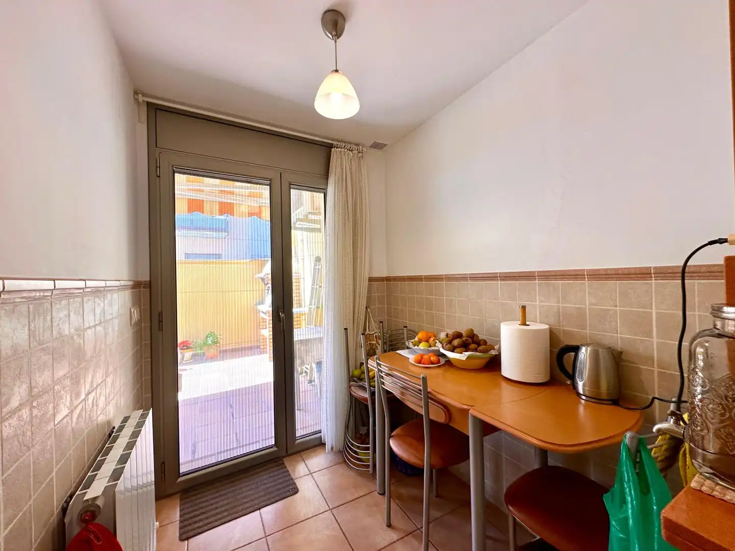 Cuina de Casa adosada en venda en Palamós amb Aire condicionat, Calefacció i Terrassa
