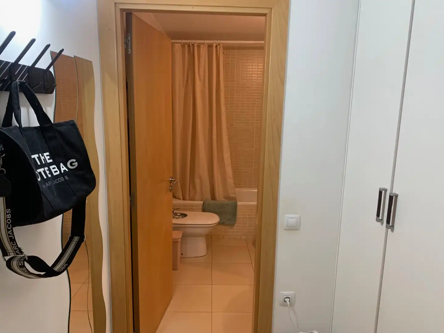 Baño de Apartamento en venta en Roda de Berà con Aire acondicionado, Calefacción y Terraza