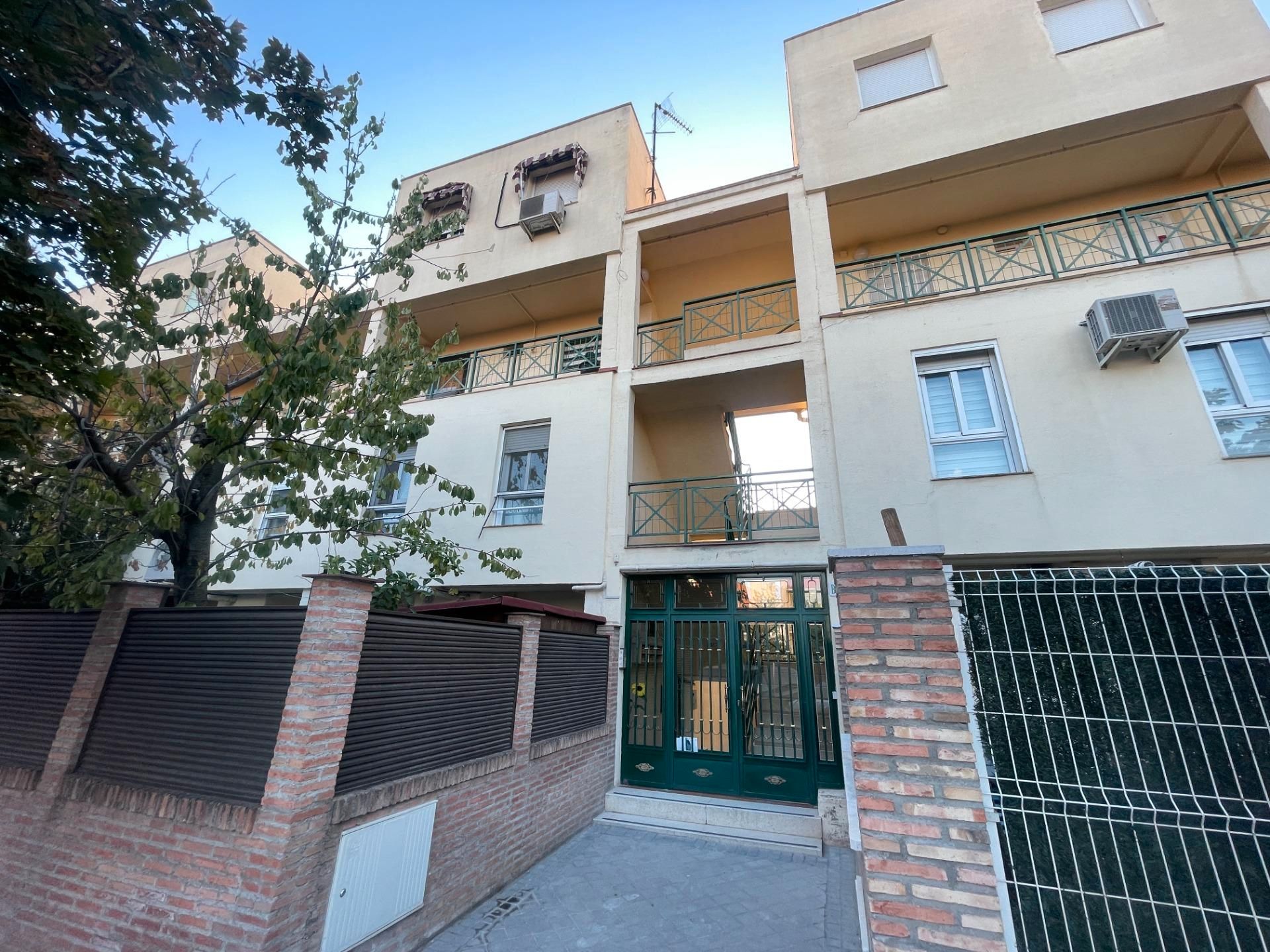 Vista exterior de Dúplex en venda en Rivas-Vaciamadrid amb Aire condicionat, Calefacció i Terrassa