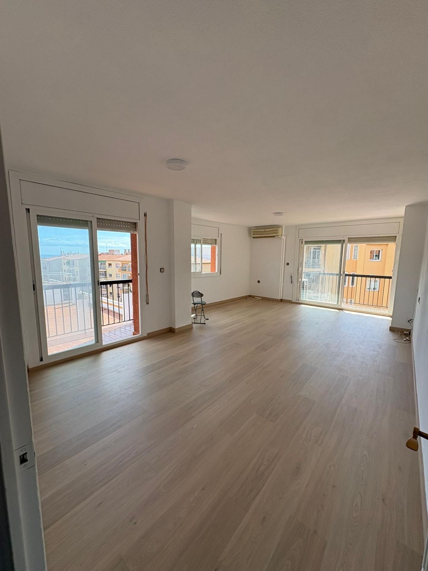 Living room of Attic to rent in Mataró  with Heating, Parquet flooring and Terrace