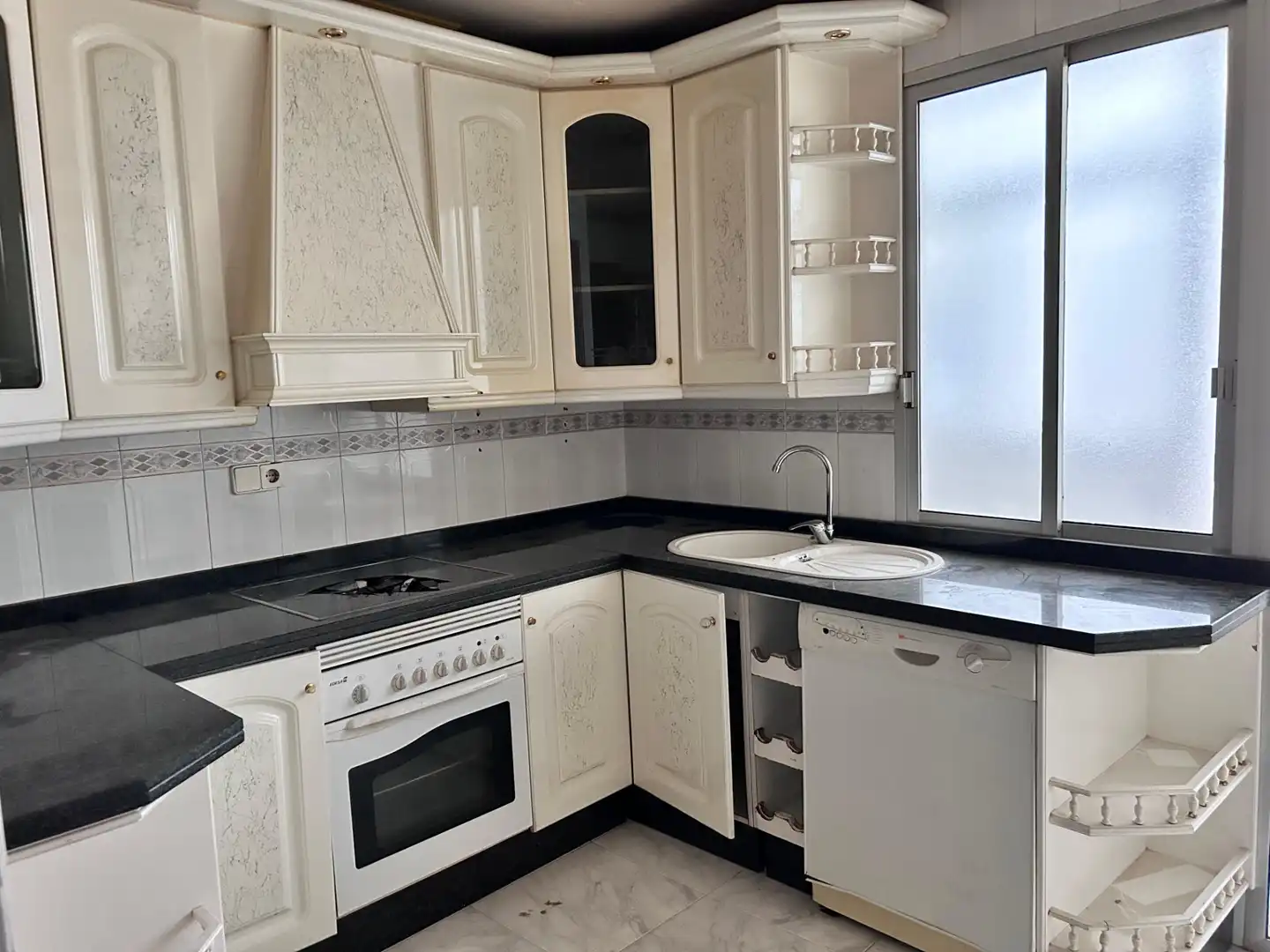 Kitchen of Flat for sale in Martos, Jaén