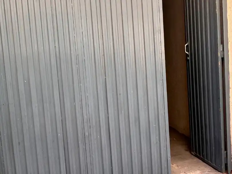 Exterior view of Garage for rent in Salamanca