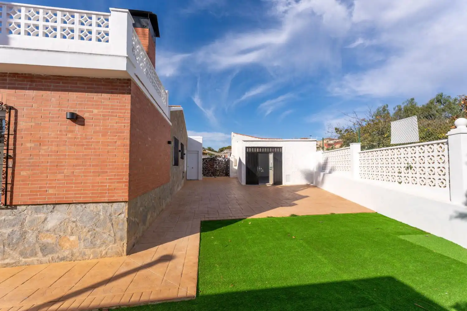 Detached house with pool for sale in Playa de los Locos, imagen 36