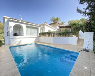 Swimming pool of House or chalet for sale in Marbella  with Air Conditioner, Terrace and Swimming Pool