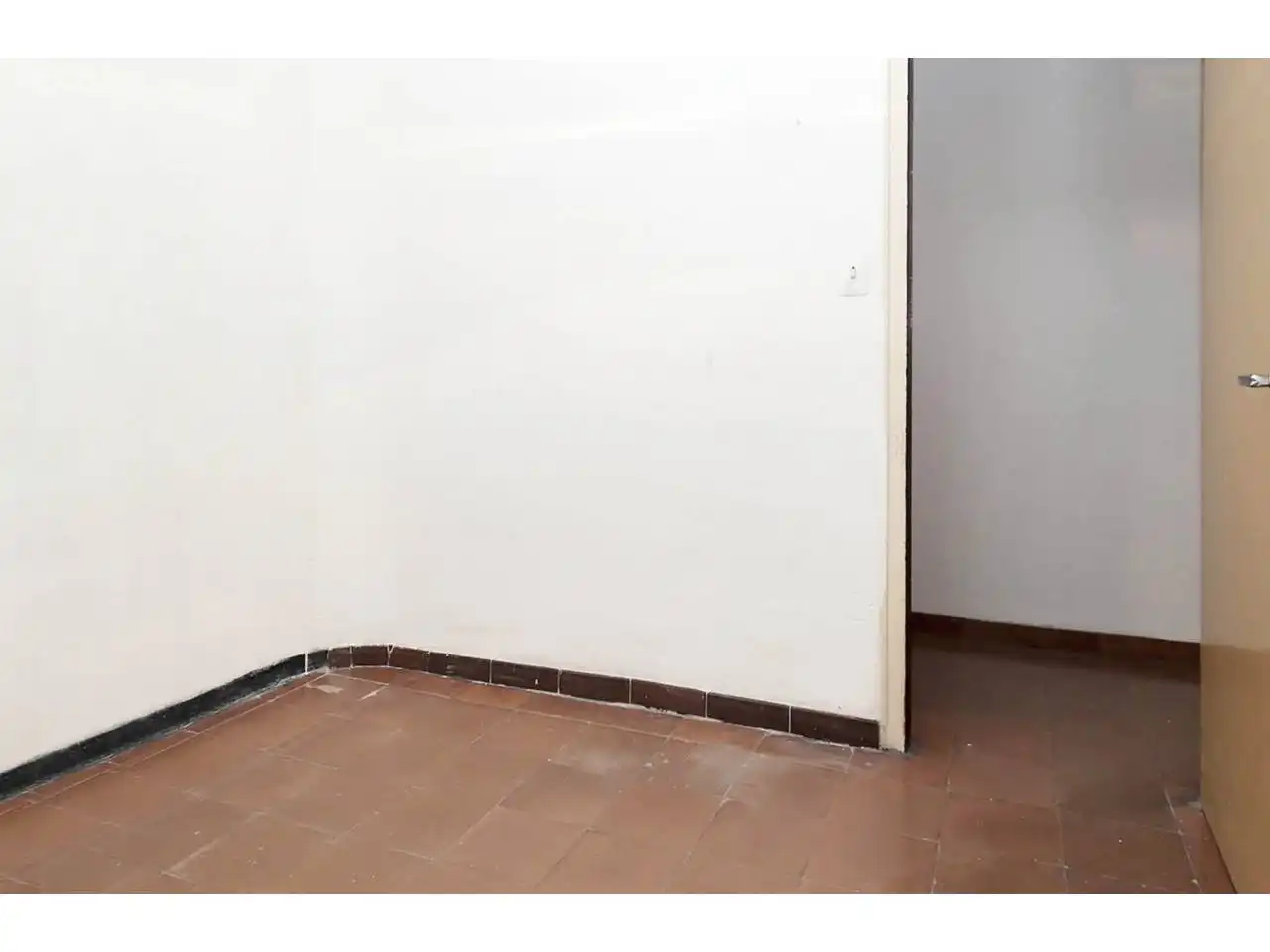 Piso en venta en L'Hospitalet de Llobregat con Balcón