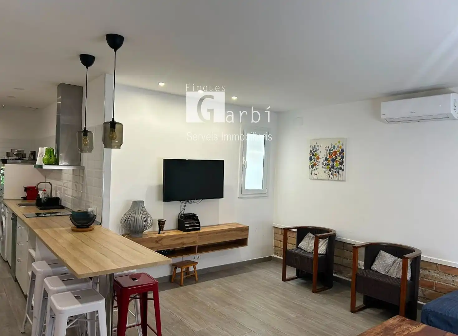 Vista exterior de Casa o chalet en venta en El Vendrell con Terraza
