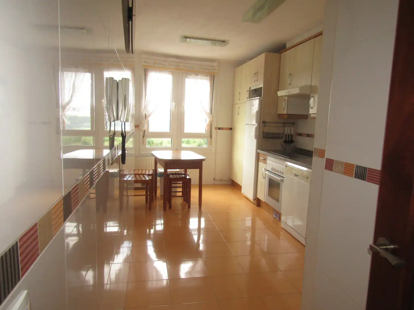 Wohnung zur Miete in Roces