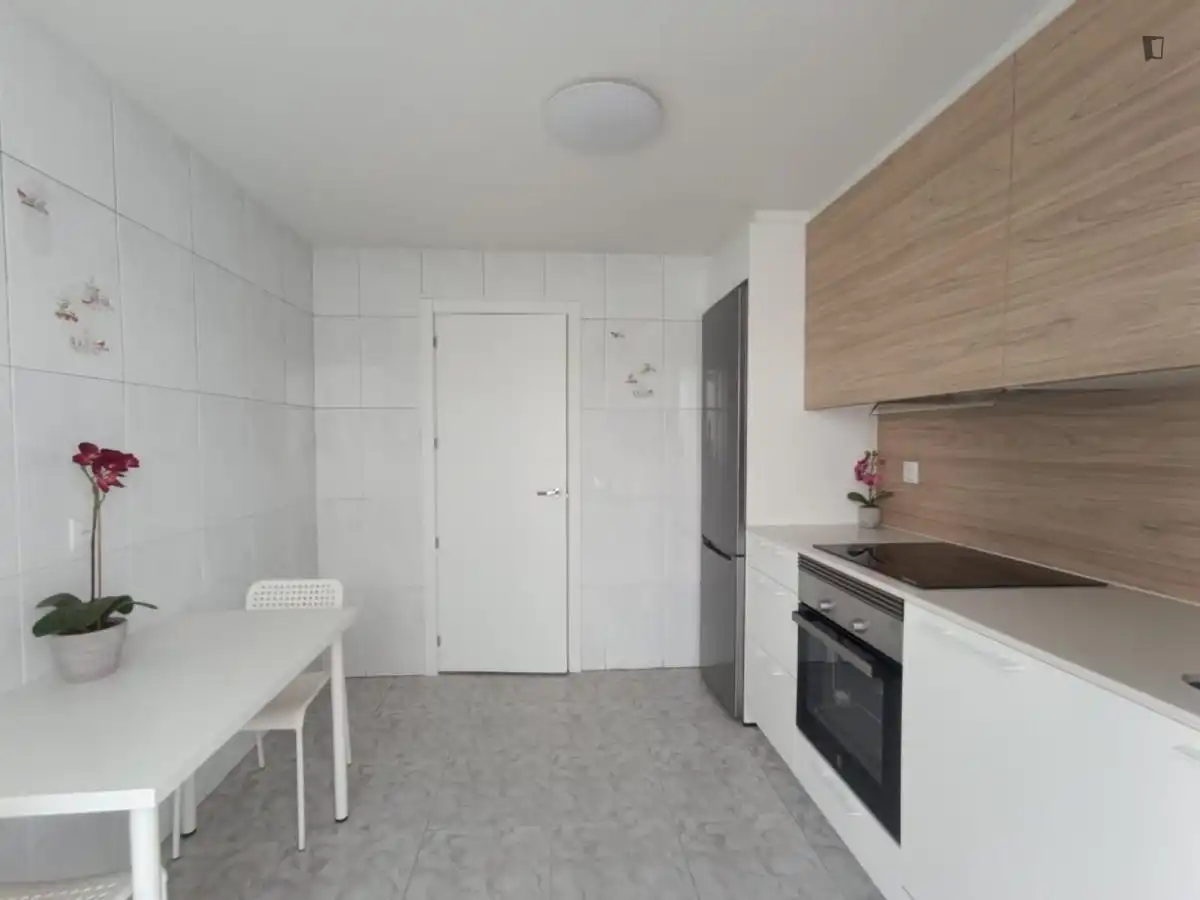 Zimmer in Mendebaldea - Ermitagaña