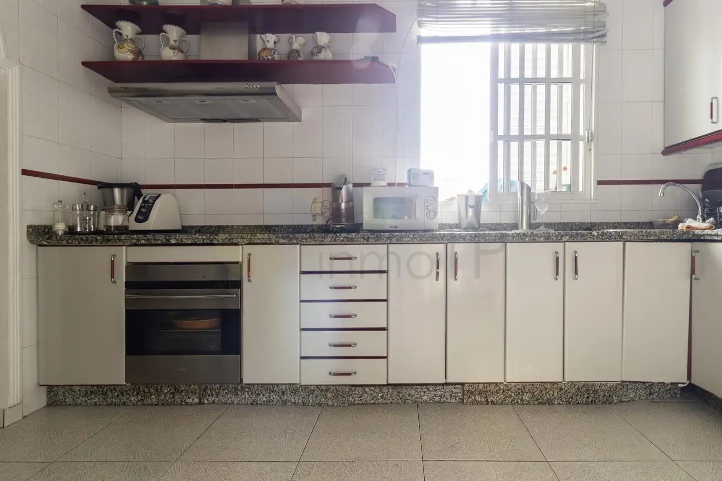 Cocina de Casa o chalet en venta en Huelva con Aire acondicionado, Calefacción y Jardín privado