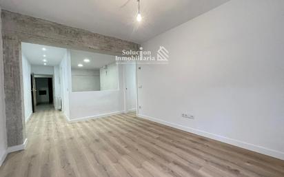 Flat for sale in Salamanca Capital  with Air Conditioner and Heating