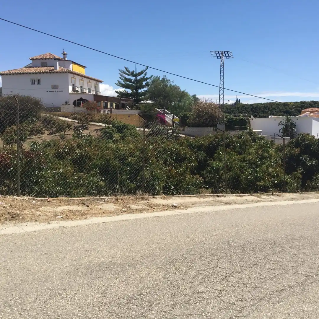 Edificio en venta en Almayate