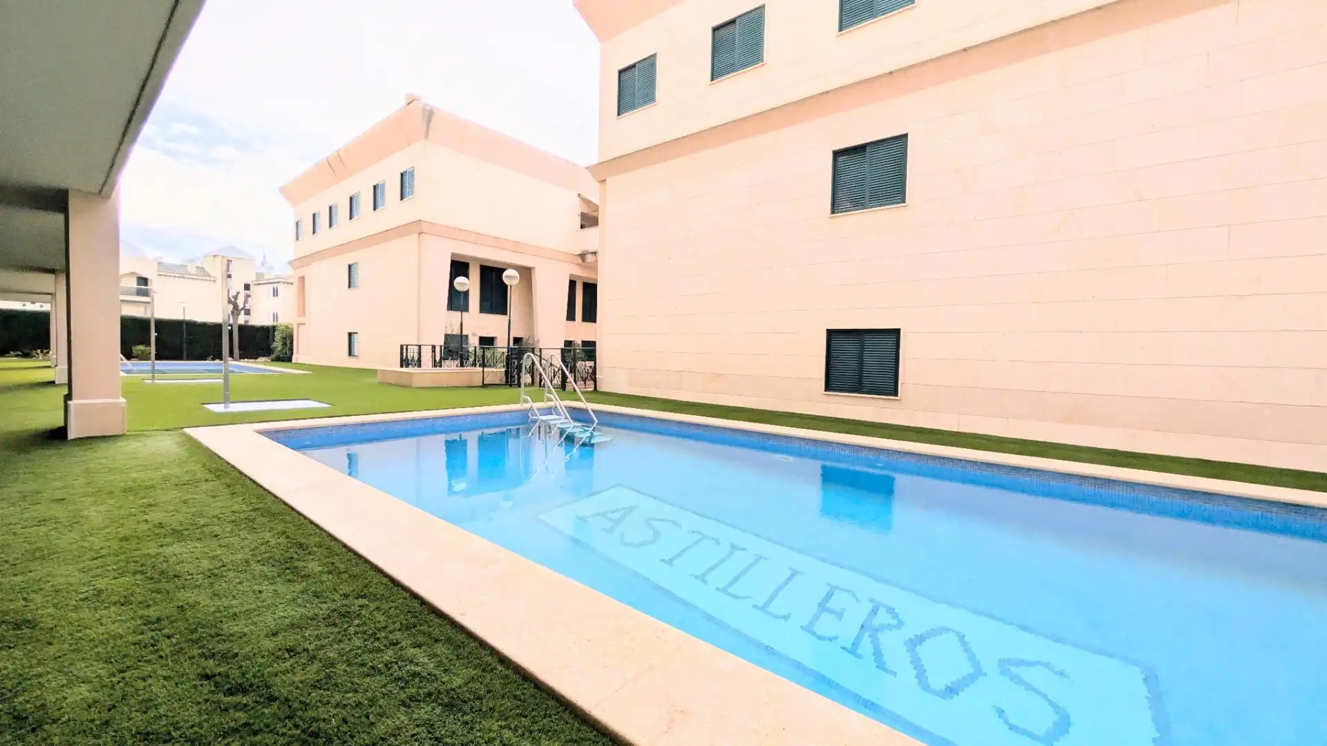 Piscina de Casa o xalet de lloguer en Santa Pola amb Aire condicionat, Calefacció i Jardí privat