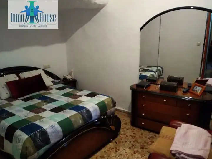Dormitori de Finca rústica en venda en Jorquera amb Terrassa i Moblat