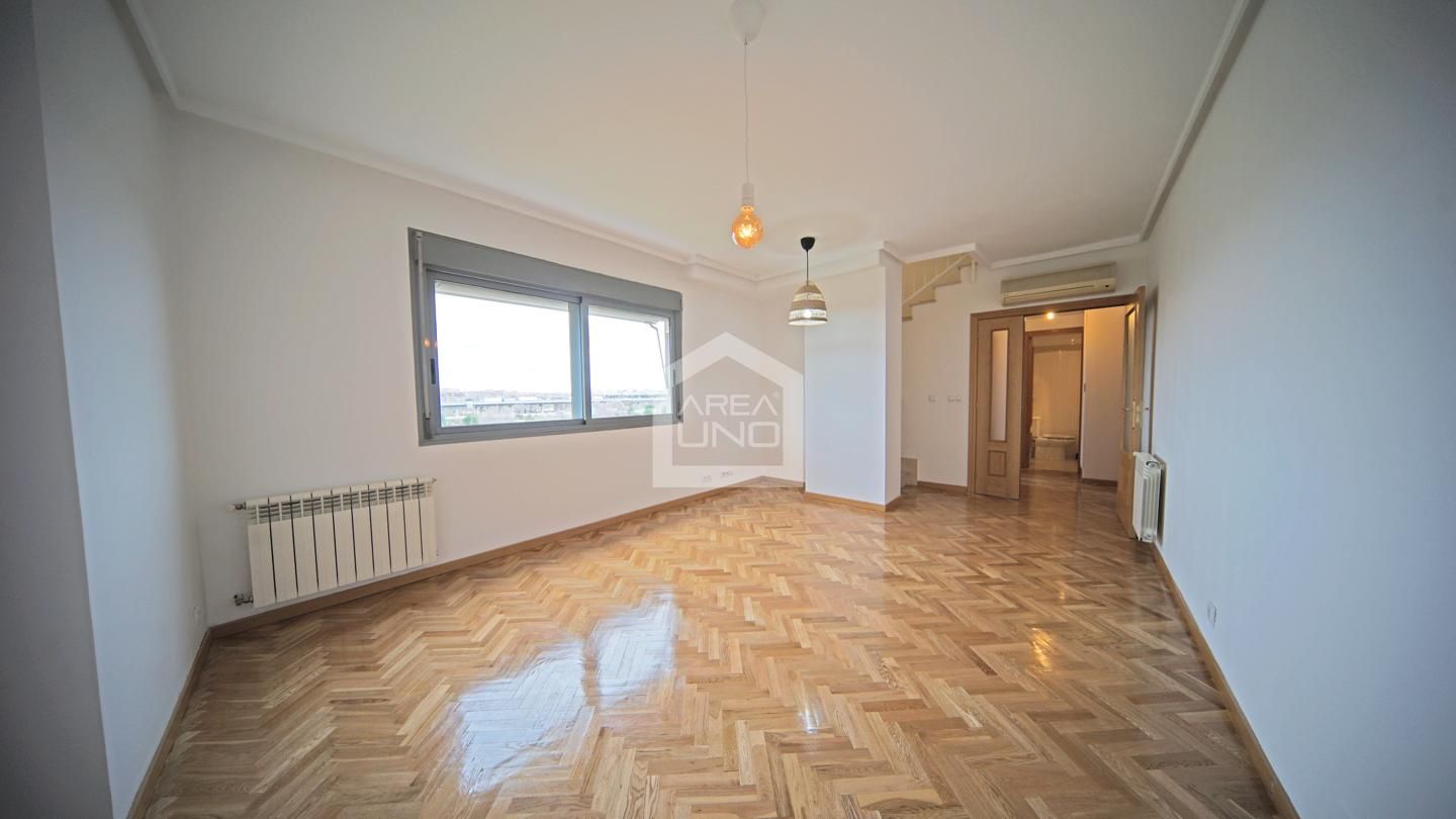 Bedroom of Flat for rent in Alcorcón  with Air Conditioner, Heating and Parquet flooring