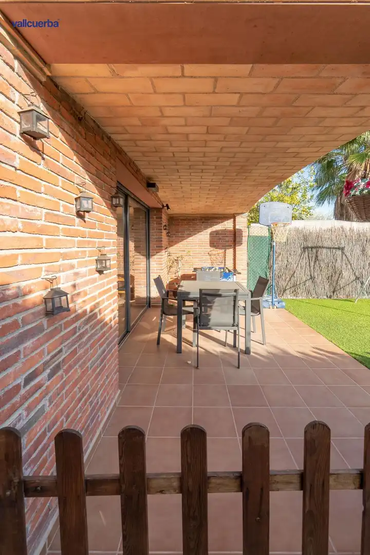 Casa pareada con piscina en venta en Vilafortuny - Cap de Sant Pere, imagen 9