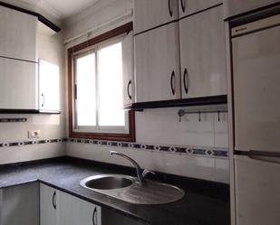 Kitchen of Flat for sale in Vigo 