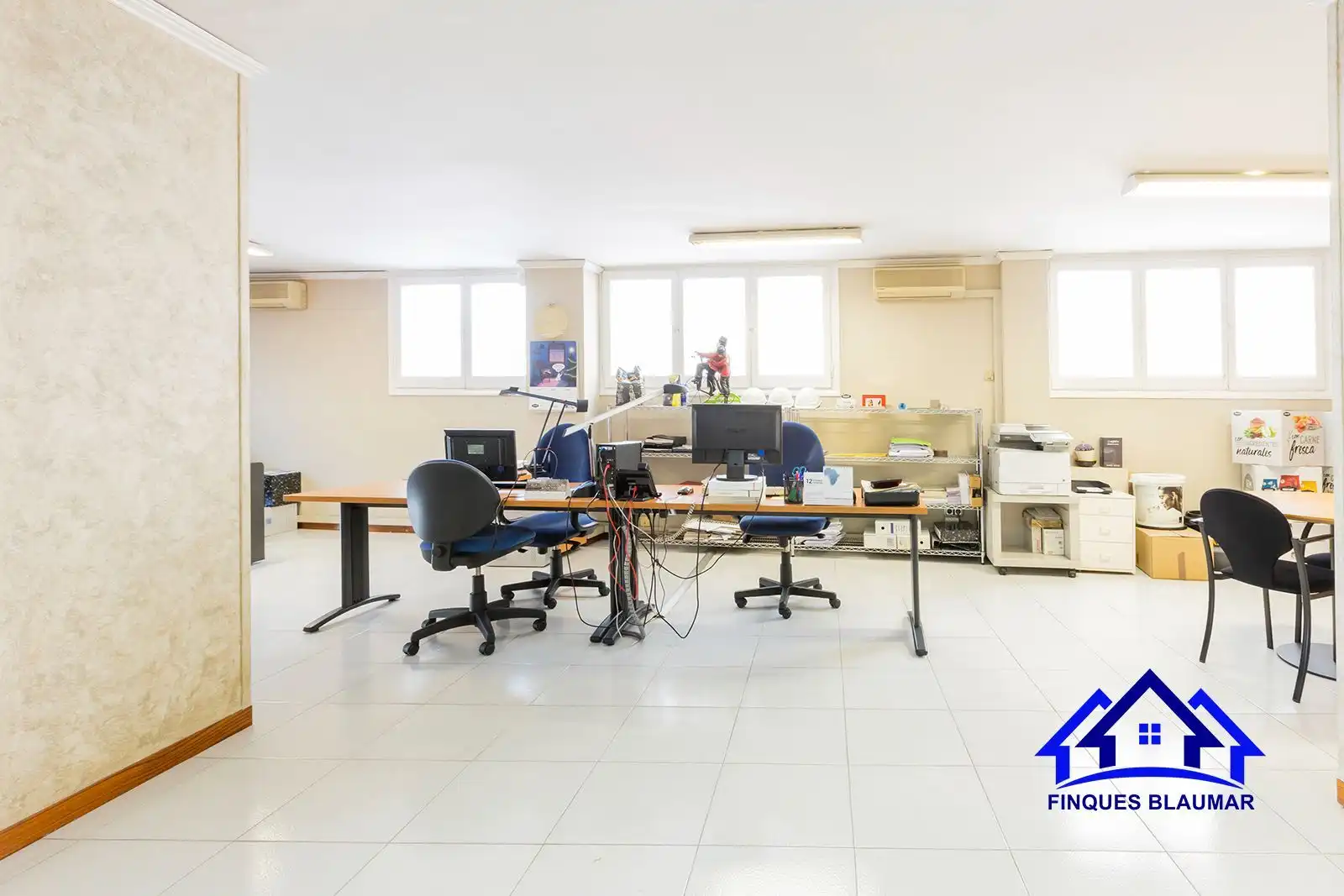 Büro mit Aufzug zum Verkauf in Centre