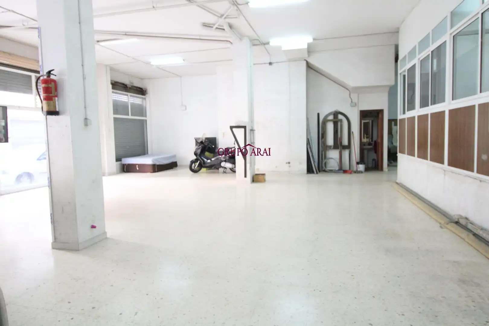Local comercial en venta en Calle de San Salvador, imagen 2