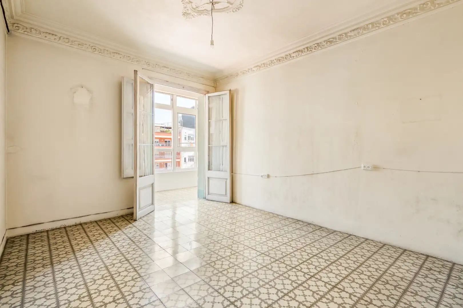 Piso en venta en Barcelona con Balcón