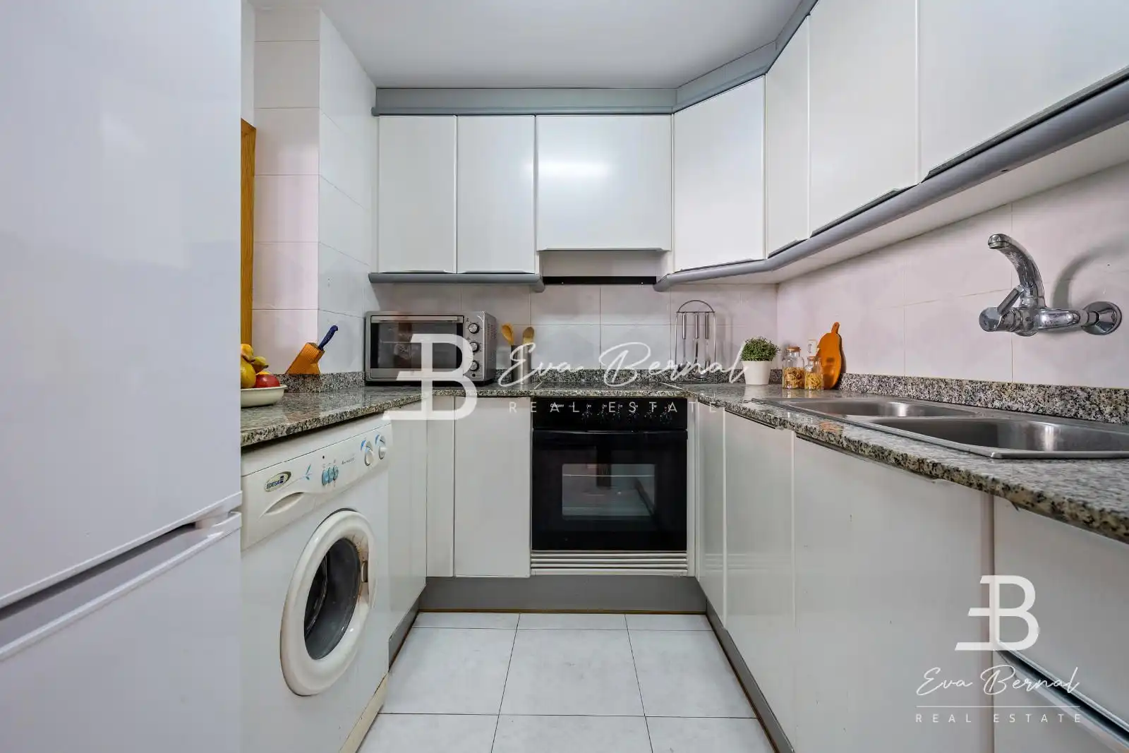 Küche von Wohnung zum Verkauf in Vila-seca mit Klimaanlage, Heizung und Terrasse