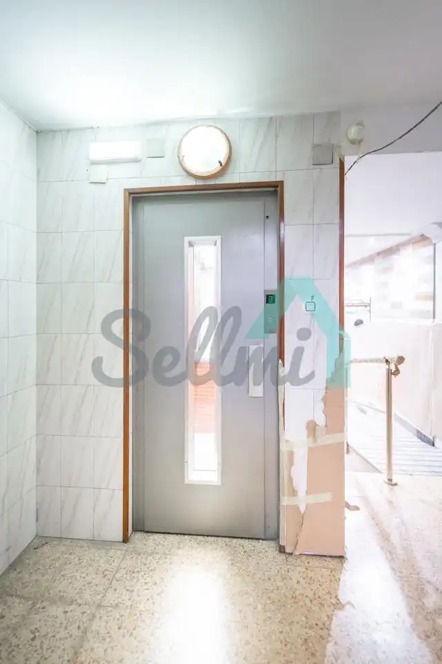 Flat for rent in Gijón   with Furnished