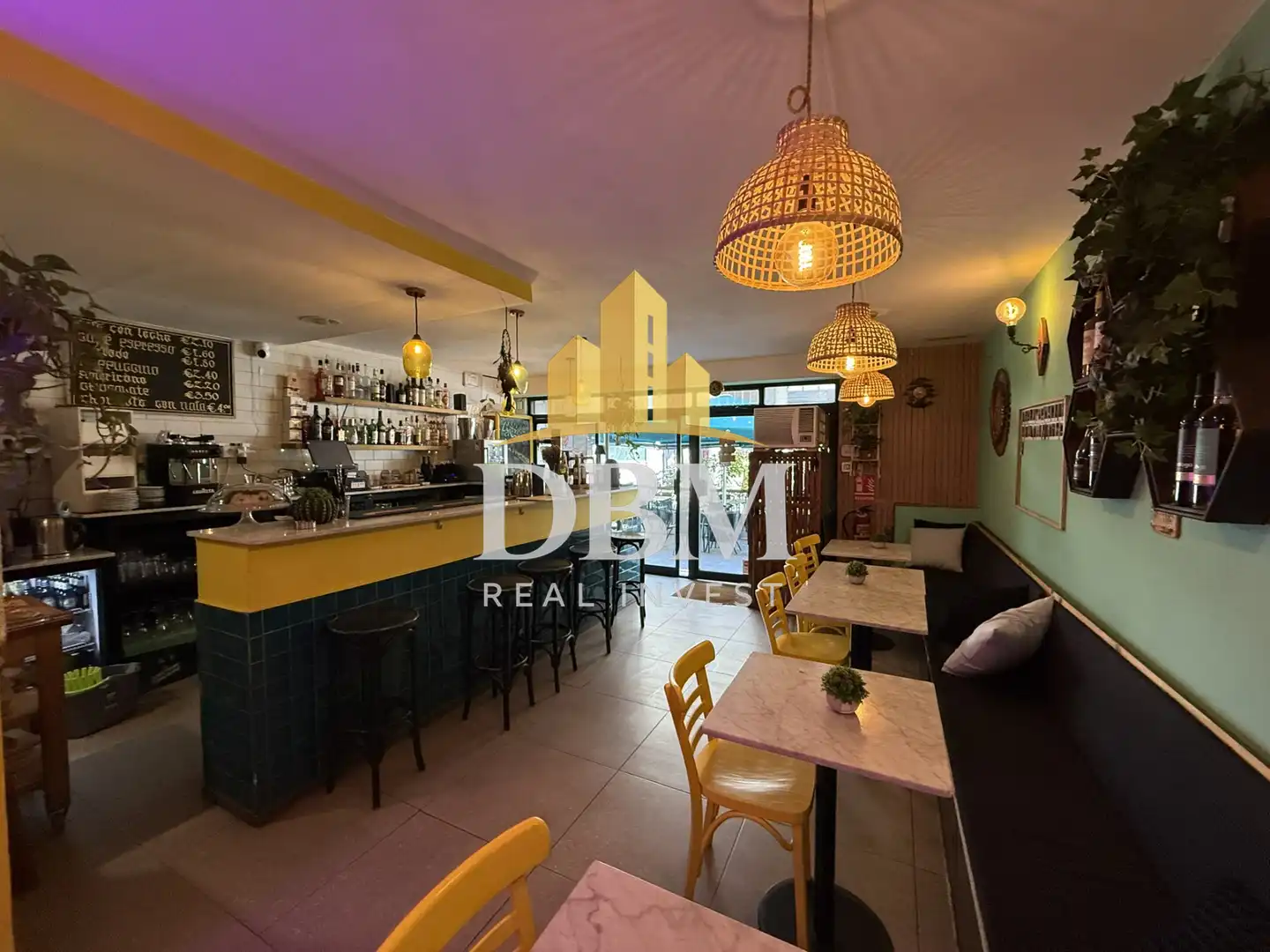 Business premises for transfer in Sant Martí, imagen 25