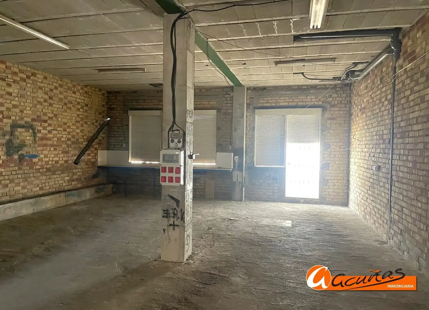 Casa adosada en venta en Gilena con Terraza y Trastero