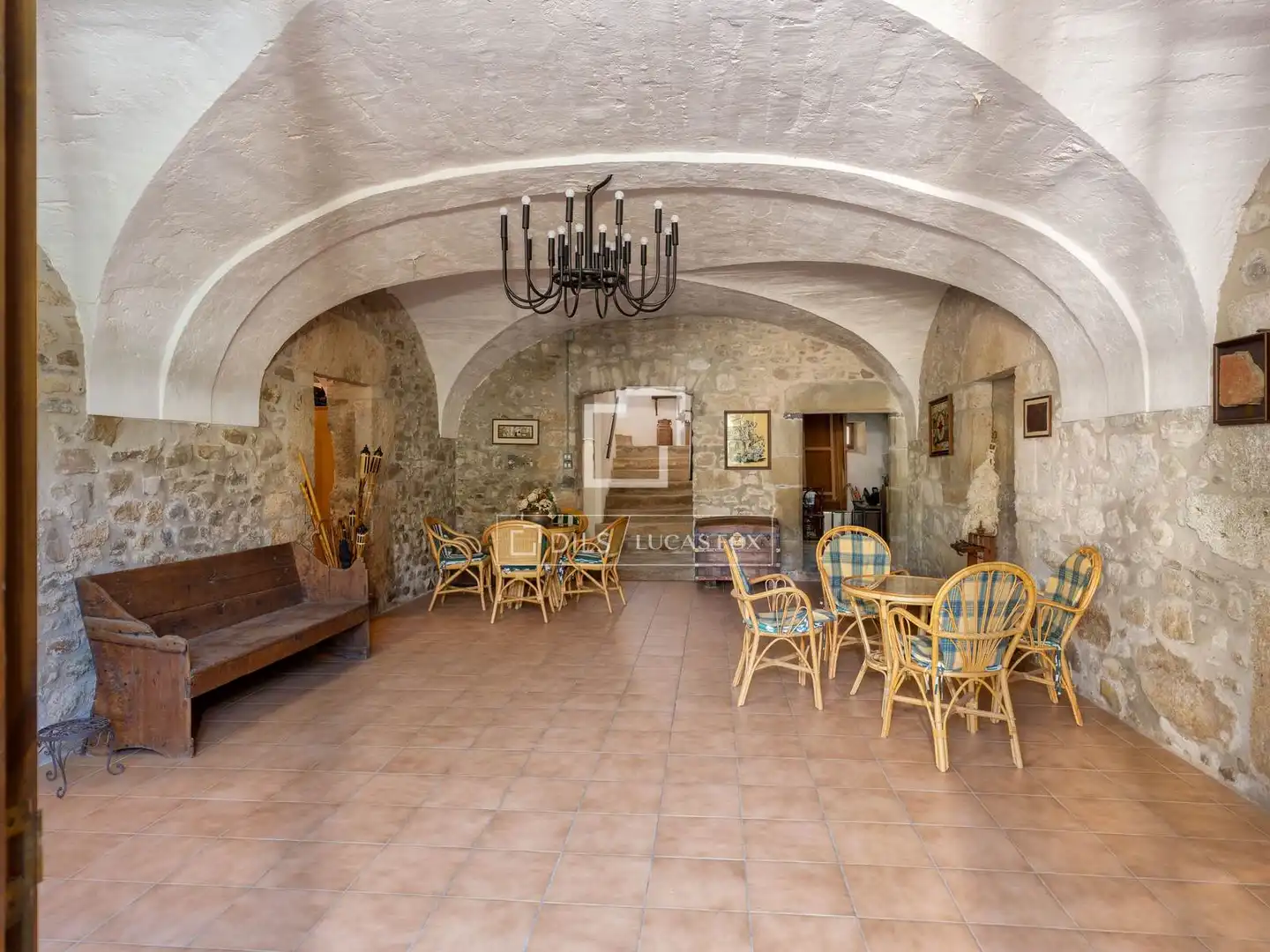 Casa rústica amb terrassa en venda a Banyoles, imagen 8