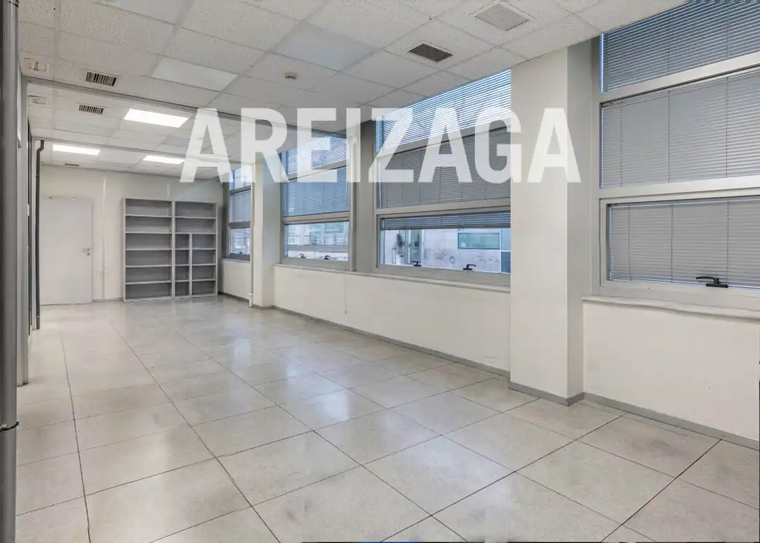 Oficina de alquiler en Donostia - San Sebastián  con Aire acondicionado y Calefacción