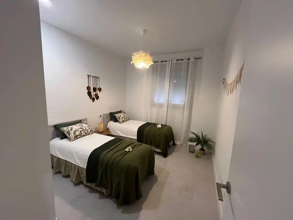 Habitación de Ático en venta en Benalmádena con Terraza y Piscina comunitaria