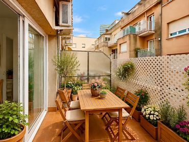Àtic amb ascensor en venda a Carrer de Sagués
