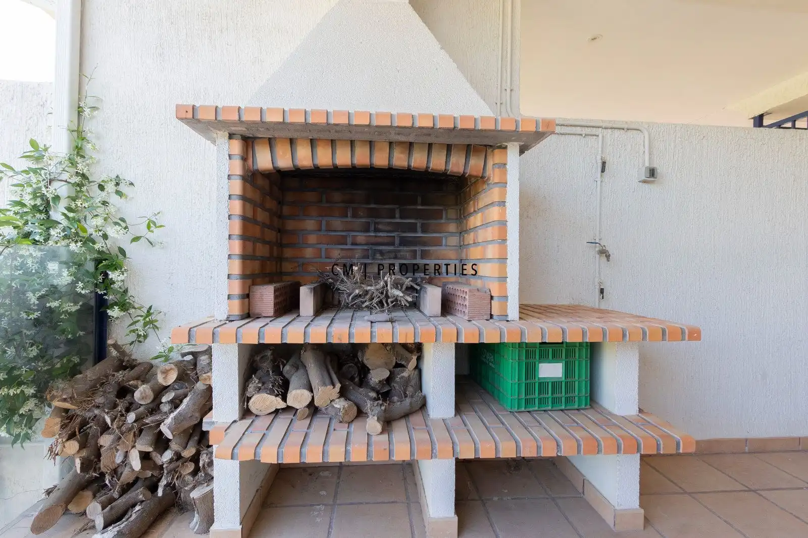 Terrassa de Casa adosada en venda en Sagunto / Sagunt amb Aire condicionat, Calefacció i Terrassa