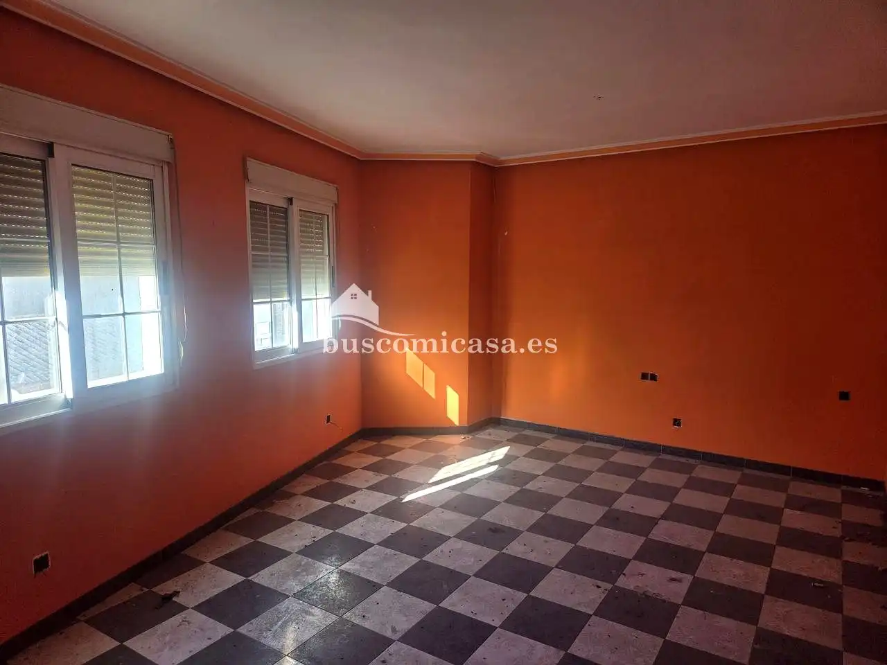 Piso en venta en Torredonjimeno con Terraza y Balcón
