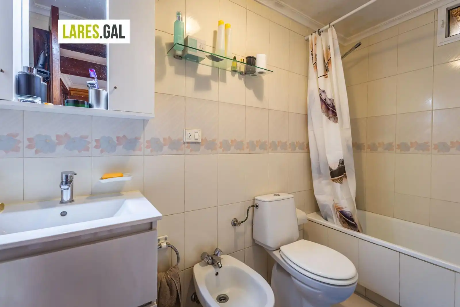 Baño de Casa o chalet en venta en Bueu con Jardín privado, Terraza y Trastero