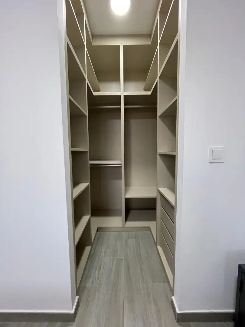 Schlafzimmer von Wohnung zur Miete in La Rinconada mit Klimaanlage, Heizung und Terrasse