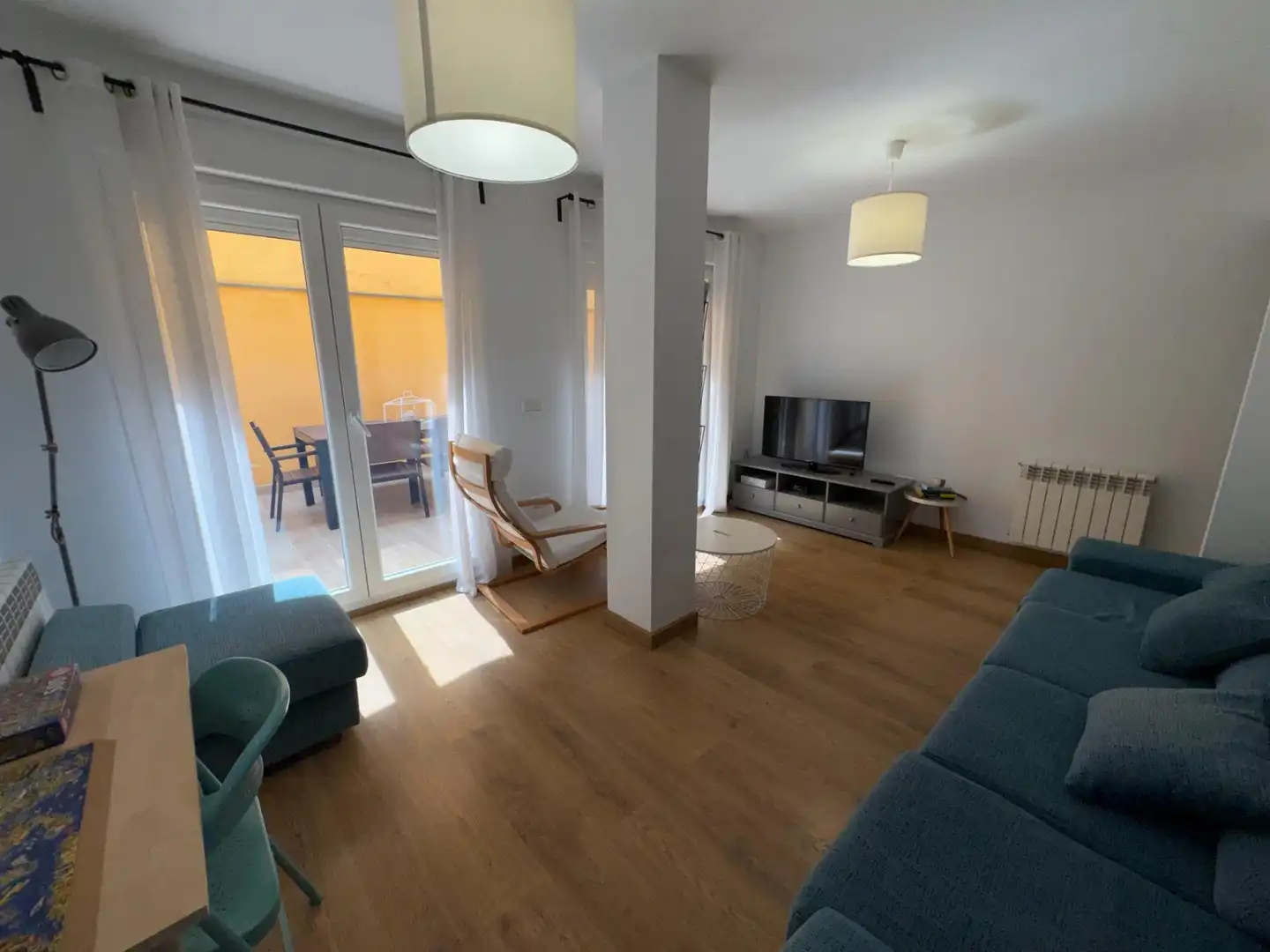 Sala de estar de Piso en venta en Ponferrada con Calefacción, Terraza y Trastero