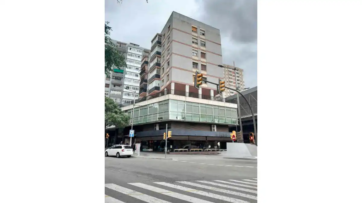 Exterior view of Office for sale in L'Hospitalet de Llobregat