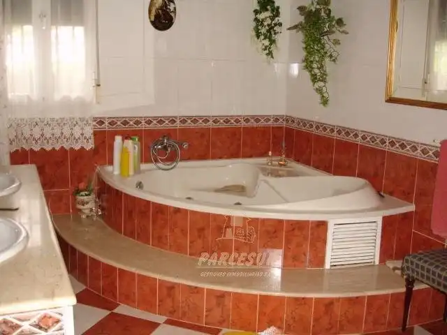 Bathroom of Country homes for sale in Córdoba  with Air Conditioner, Private garden and Storage room