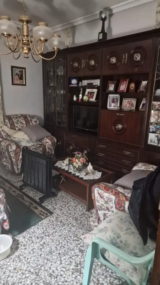 Sala de estar de Casa o chalet en venta en Calahorra con Aire acondicionado, Jardín privado y Terraza