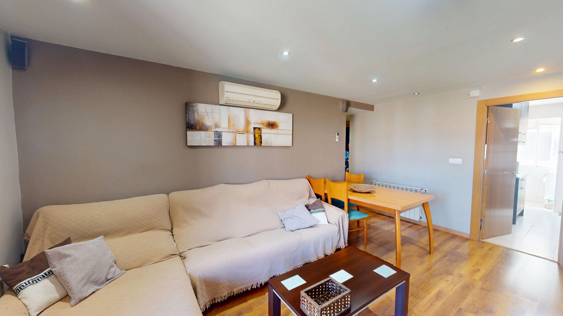 Living room of Flat for sale in Alicante / Alacant  with Air Conditioner, Furnished and Balcony