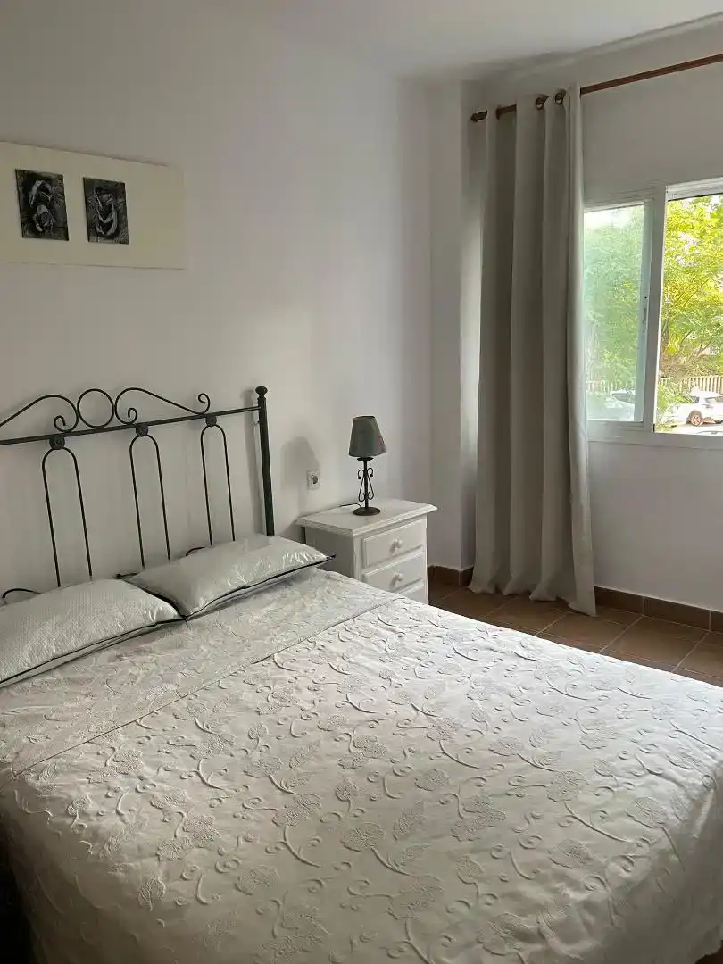 Habitación de Piso en venta en Rota con Piscina, Amueblado y Horno
