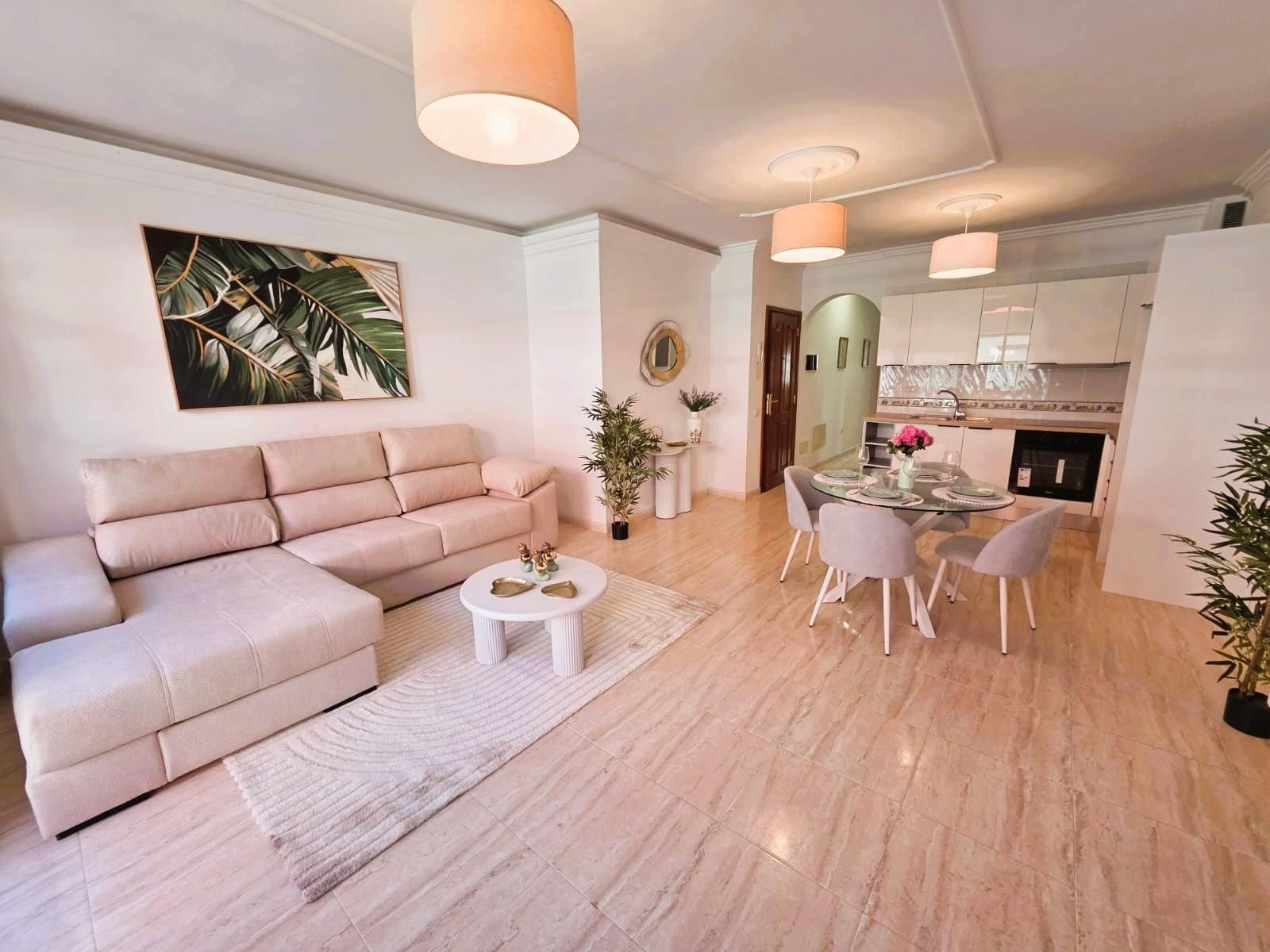 Living room of Apartment for sale in Granadilla de Abona  with Terrace, Furnished and Balcony