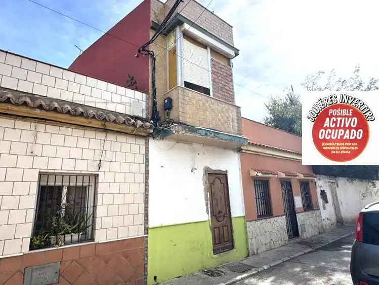 Adossat en venda a Italia