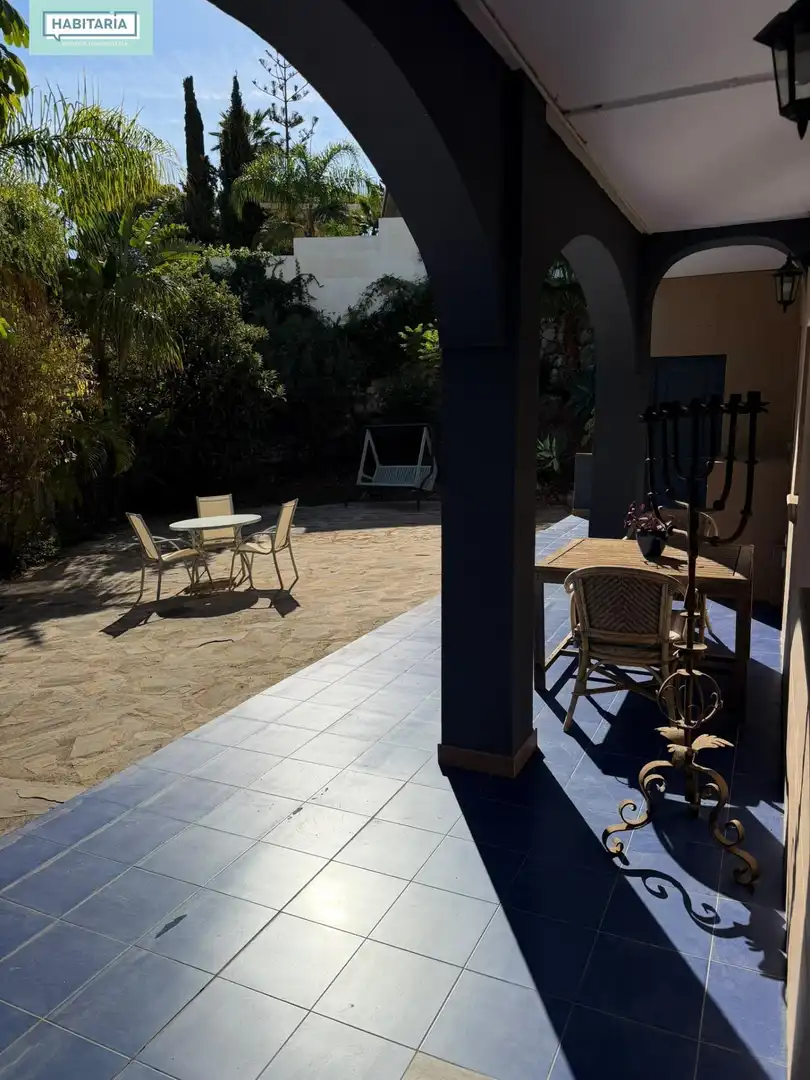 Terrace of Ground floor for rent in Este