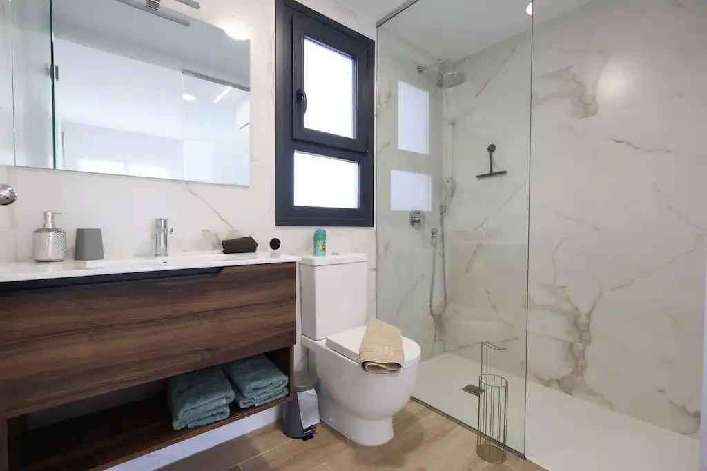 Bany de Apartament en venda en Orihuela amb Aire condicionat, Calefacció i Terrassa