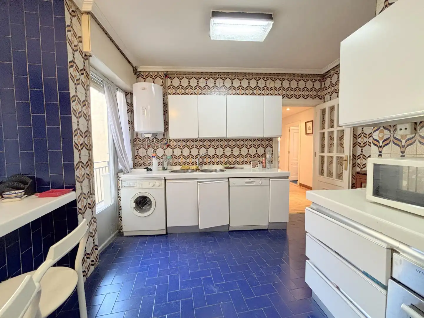 Cuina de Pis en venda en Ávila amb Calefacció, Parquet i Terrassa