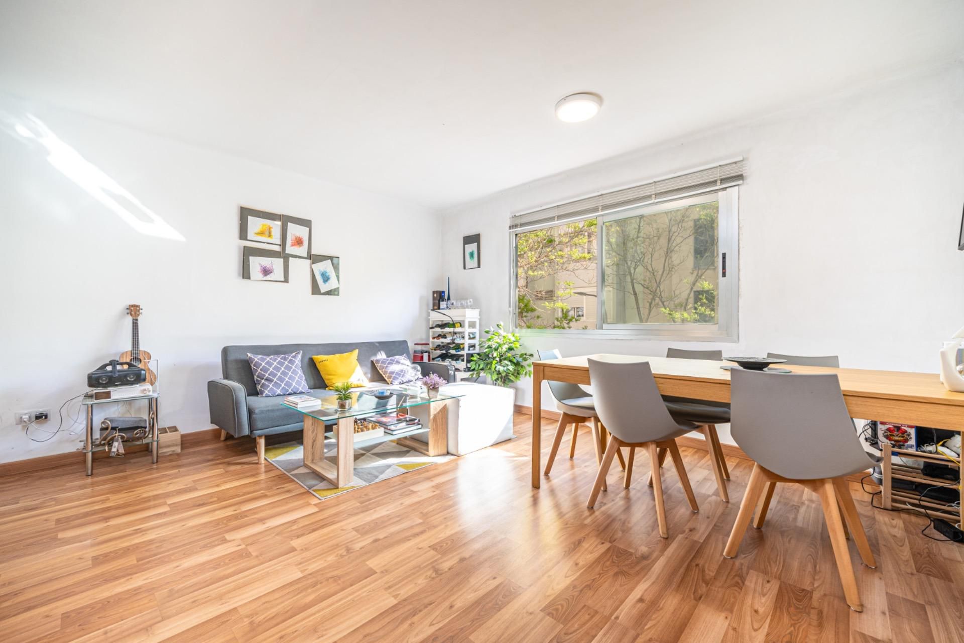 Living room of Flat for sale in  Palma de Mallorca  with Air Conditioner, Heating and Parquet flooring