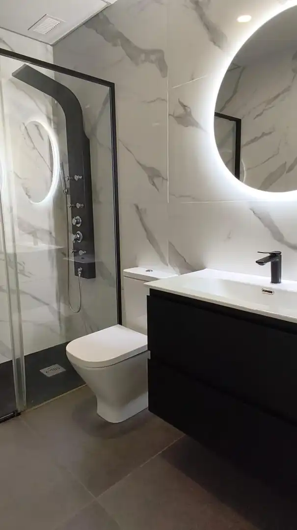 Baño de Ático en venta en Murcia con Aire acondicionado, Terraza y Trastero
