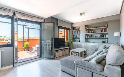 Living room of Attic for sale in Las Rozas de Madrid  with Air Conditioner and Terrace